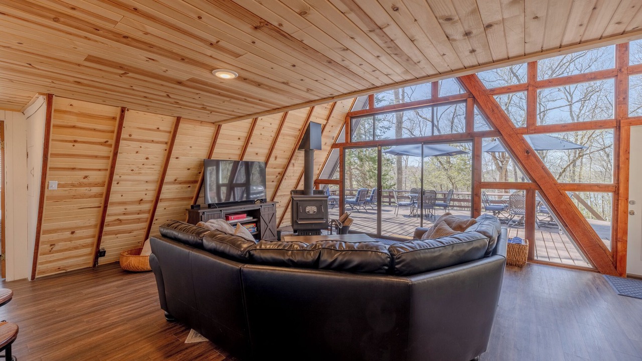 Photo of Livingroom in Innsbrook