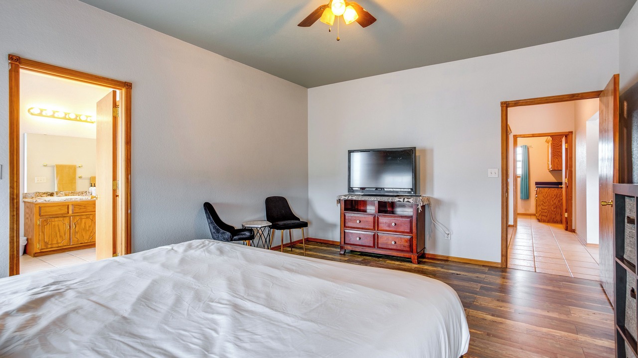 Photo of Bedroom in Tecumseh