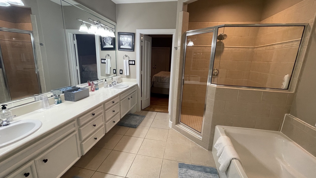 Photo of Bathroom in Uptown