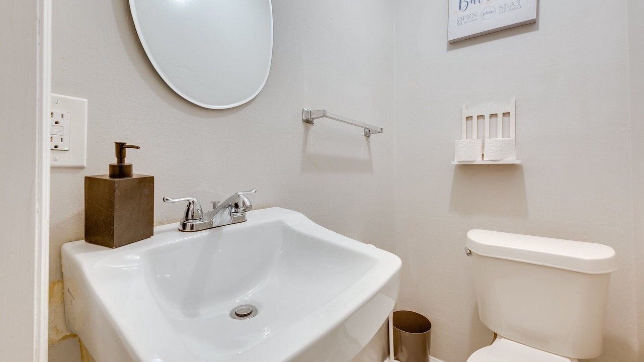 Photo of Bathroom in Cedartown