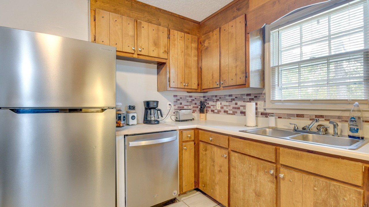 Photo of Kitchen in Cedartown