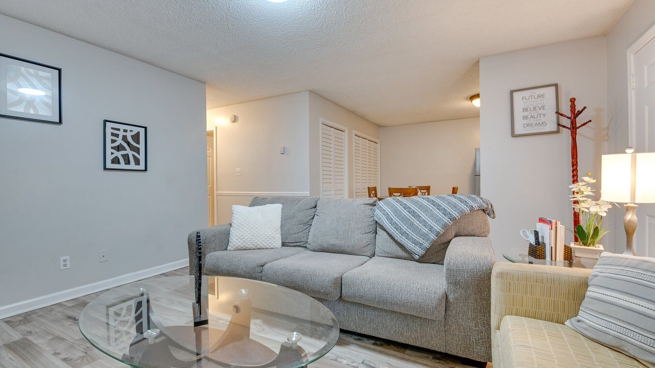 Photo of Livingroom in Cedartown