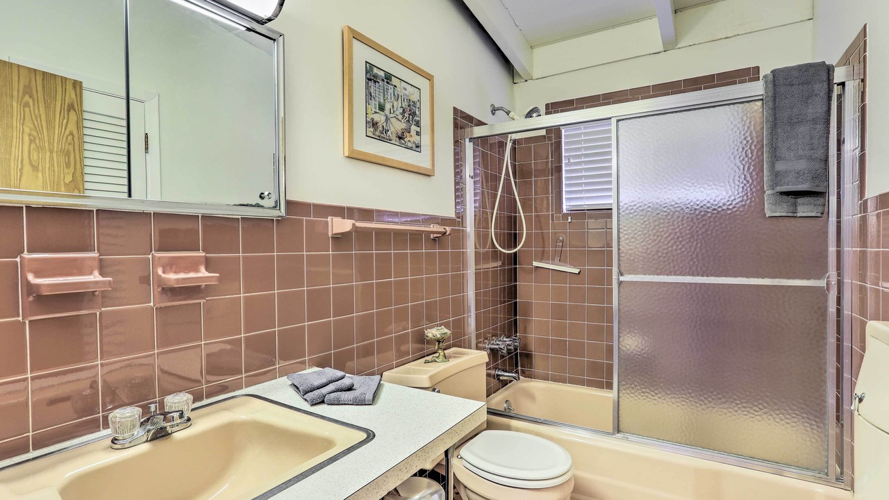 Photo of Bathroom in Kauneonga Lake