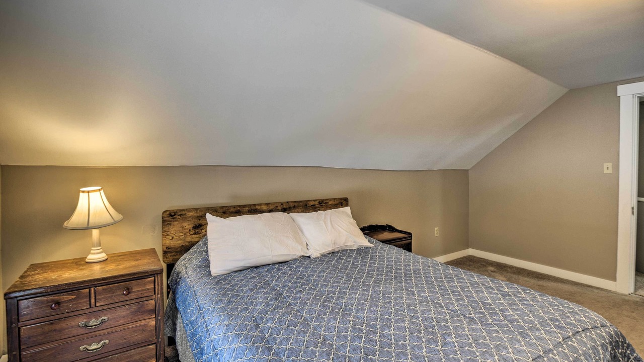 Photo of Bedroom in Henniker