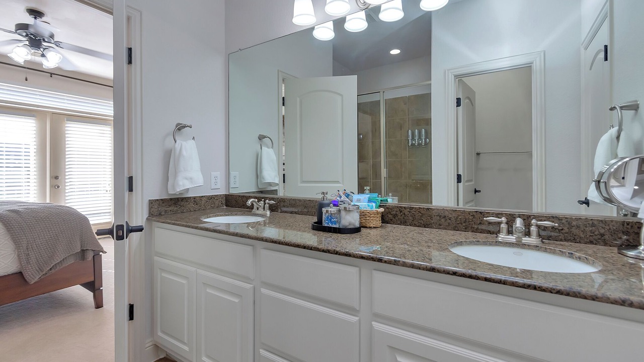 Photo of Bathroom in Legacy Park