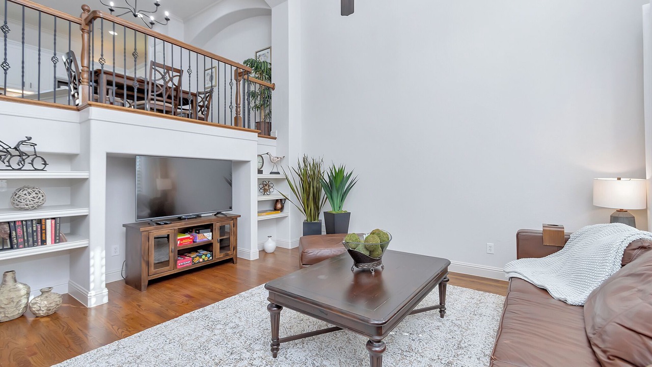 Photo of Livingroom in Legacy Park