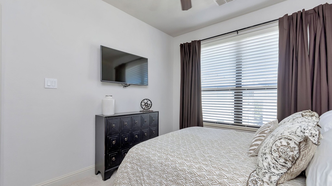 Photo of Bedroom in Legacy Park
