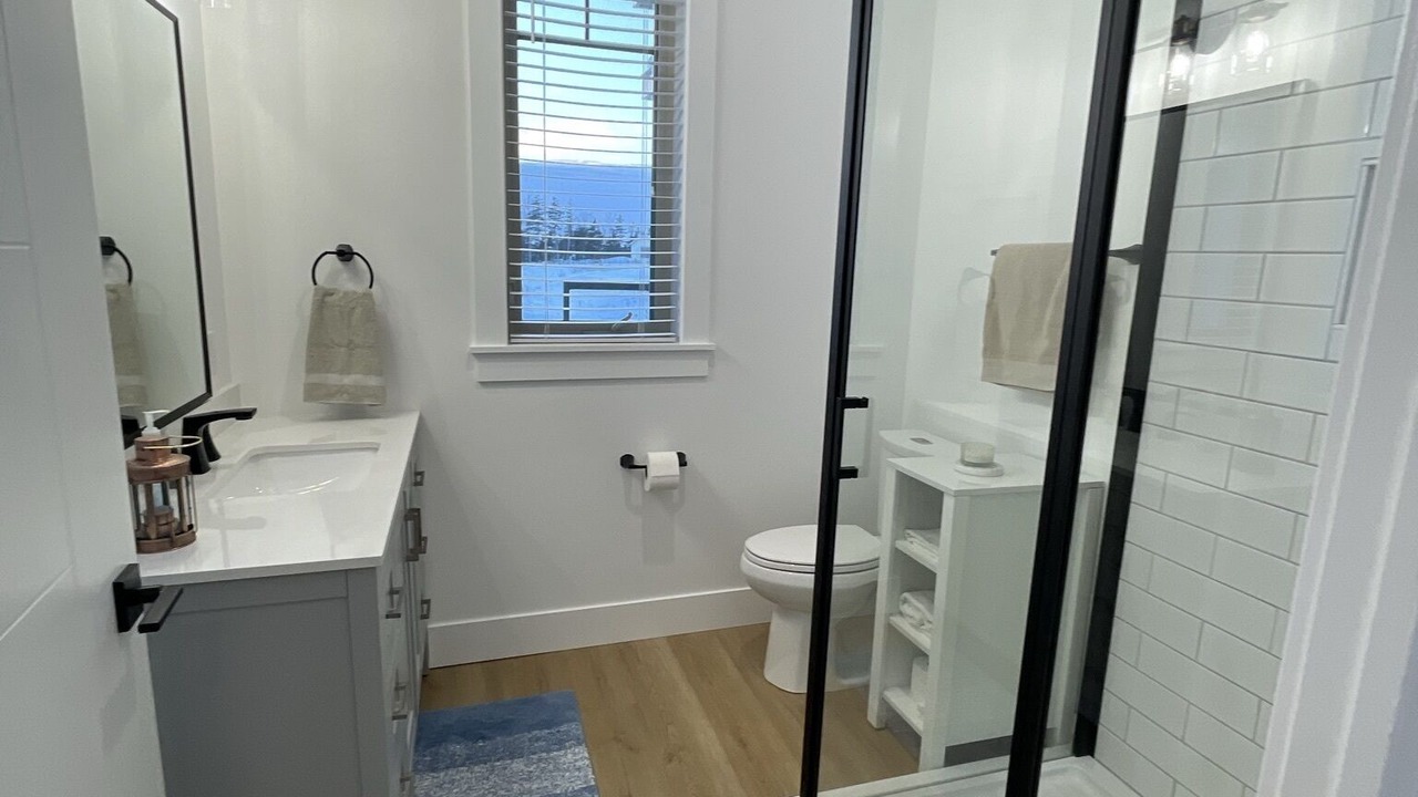 Photo of Bathroom in Fogo
