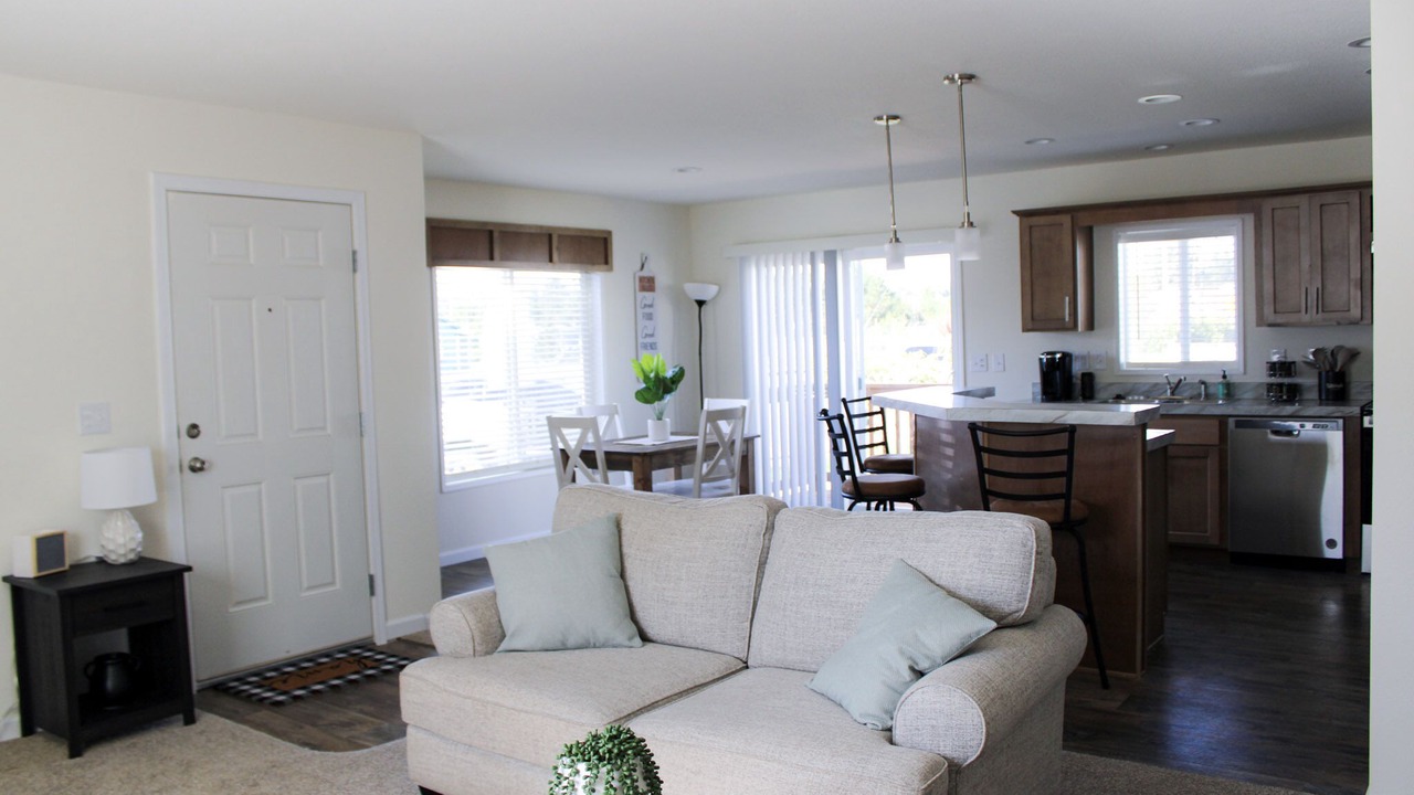 Photo of Livingroom in Lakeside