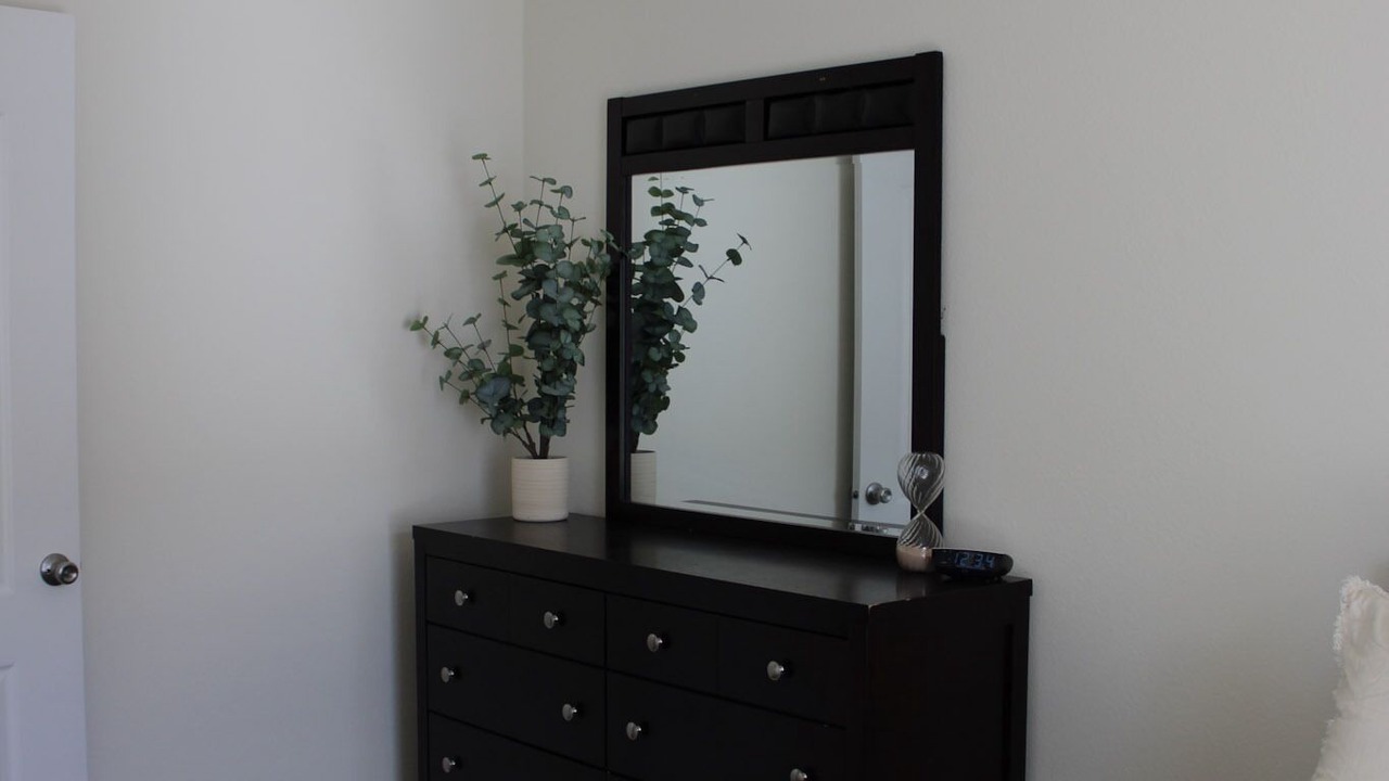 Photo of Bedroom in Lakeside