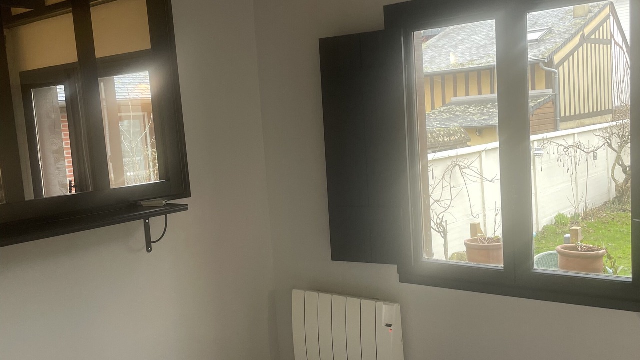 Photo of Bedroom in Pont-Audemer