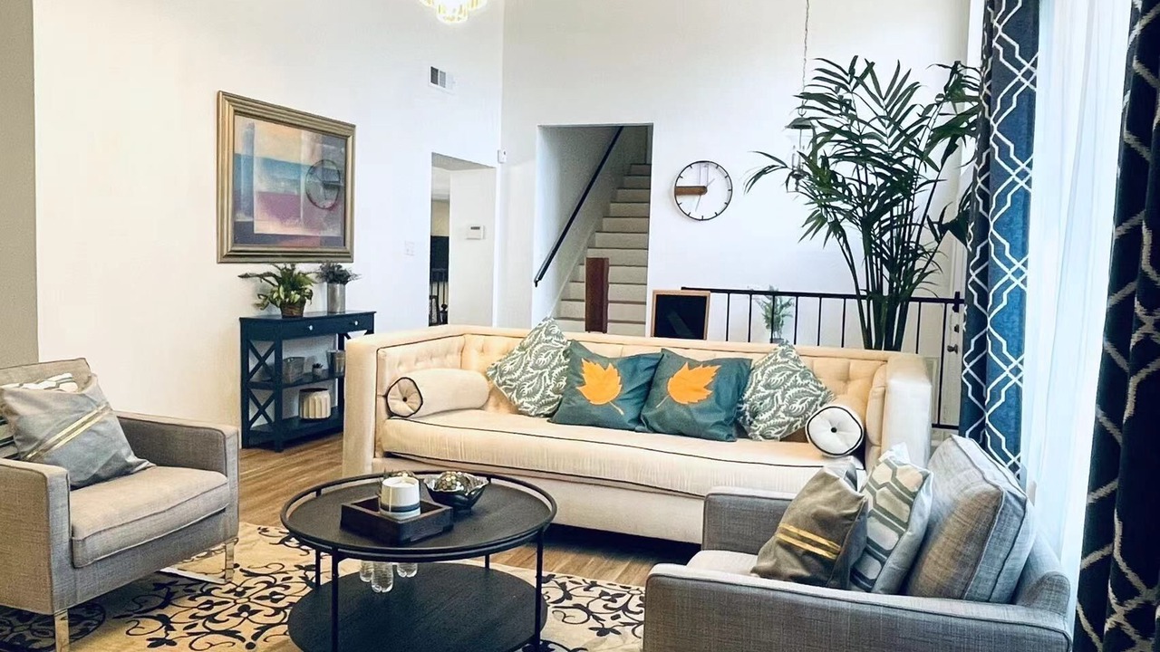 Photo of Livingroom in Canyon Gate