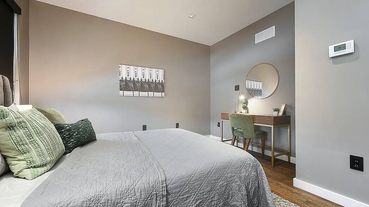Photo of Bedroom in East Allegheny
