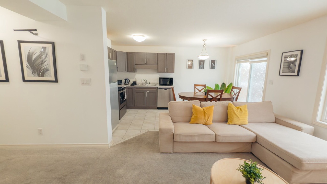 Photo of Livingroom in Welland
