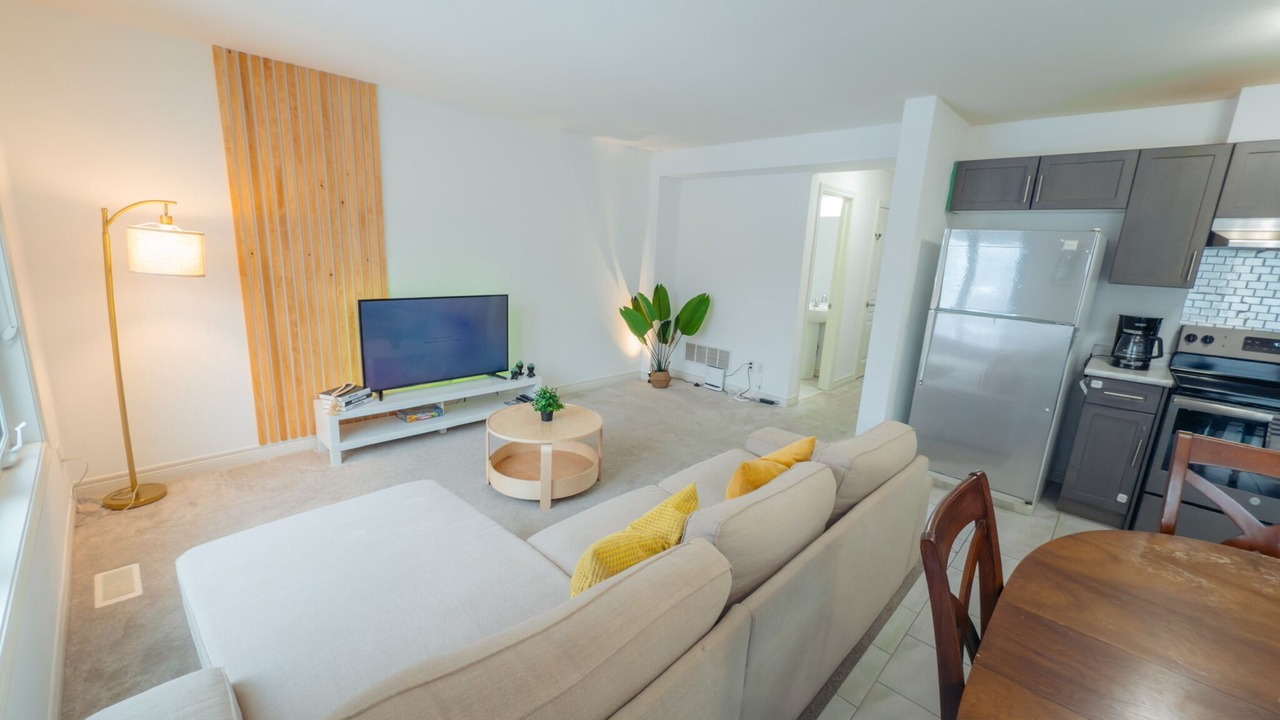 Photo of Livingroom in Welland