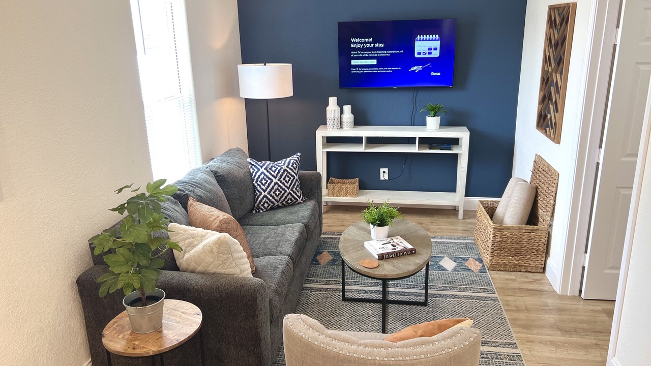 Photo of Livingroom in Spring