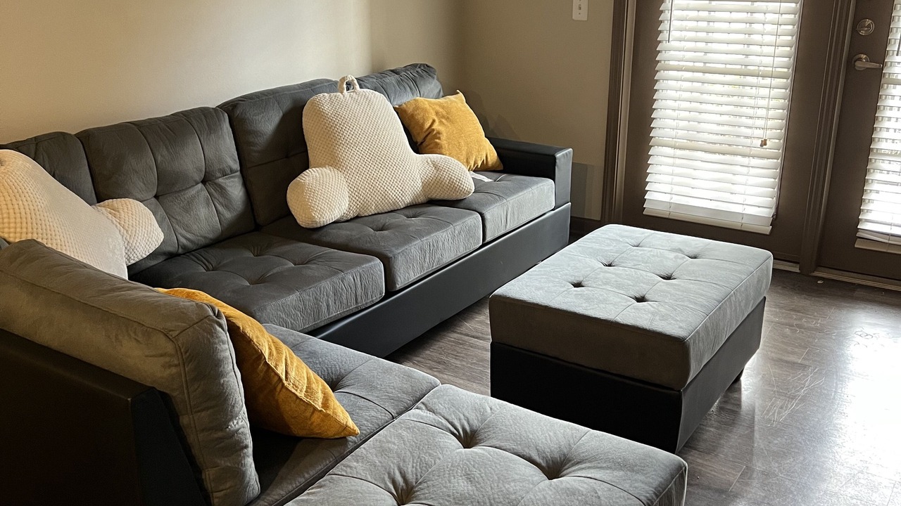 Photo of Livingroom in George Bush Park/Eldridge