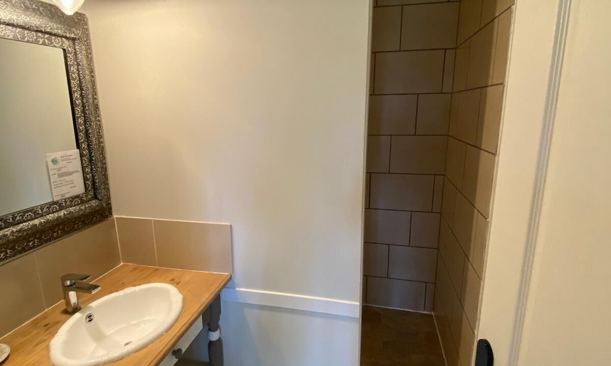 Photo of Bathroom in Doissat
