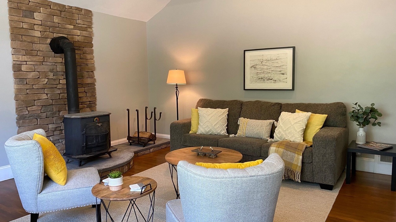 Photo of Livingroom in South End