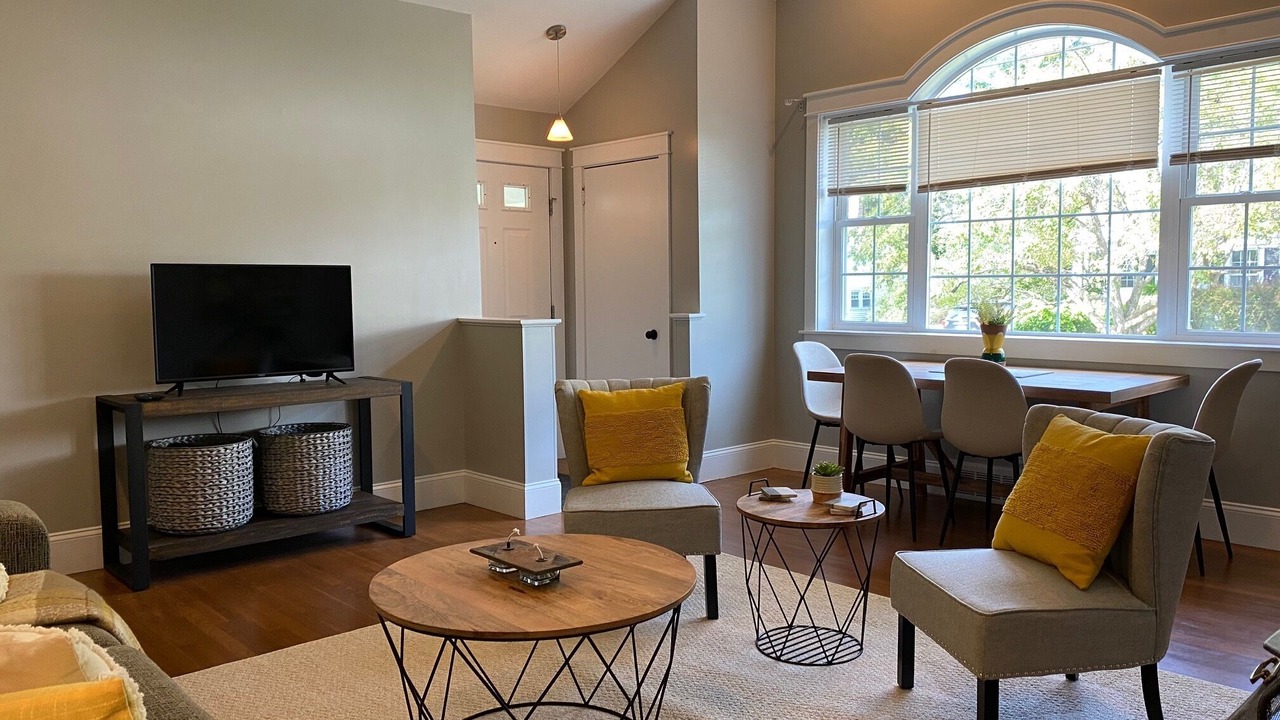 Photo of Livingroom in South End