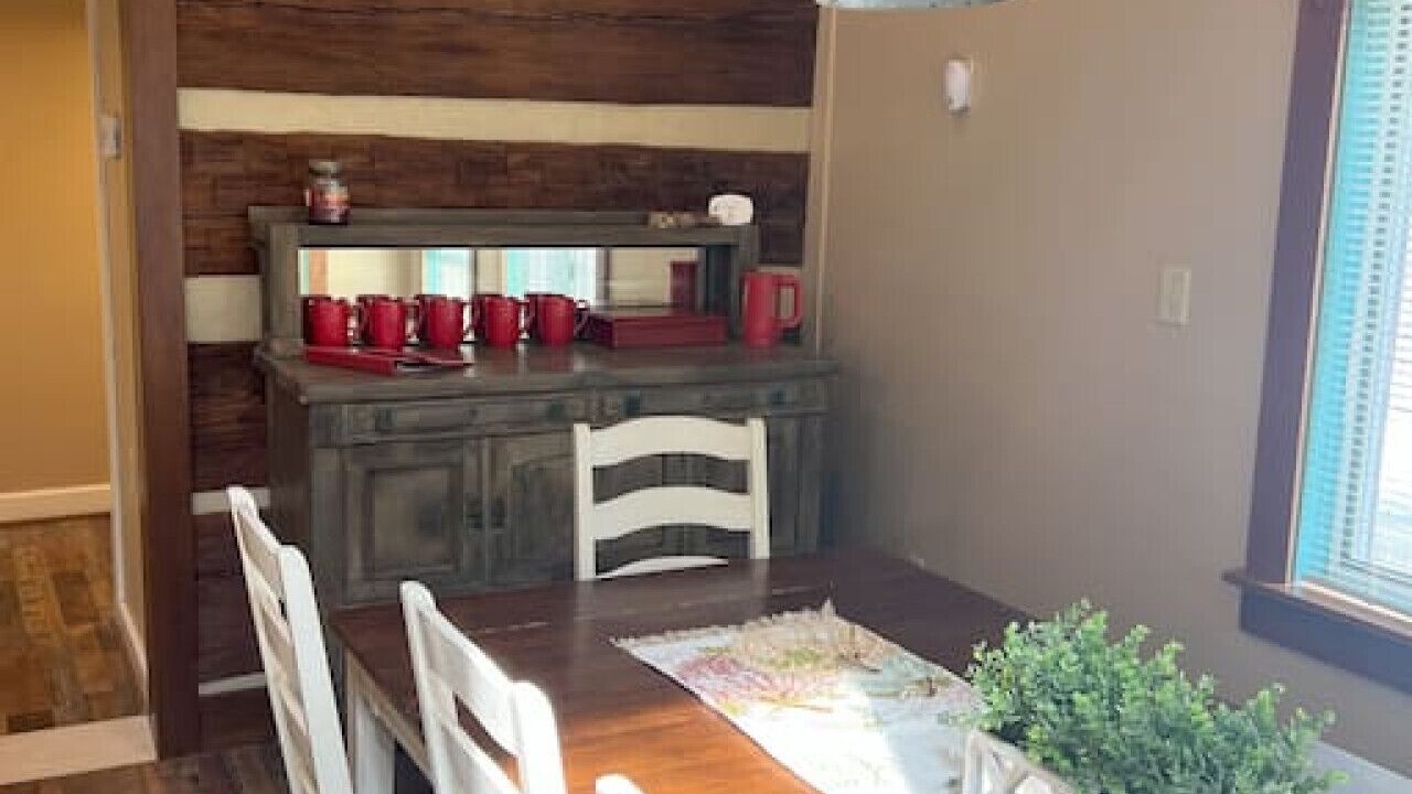 Photo of Others in Winston