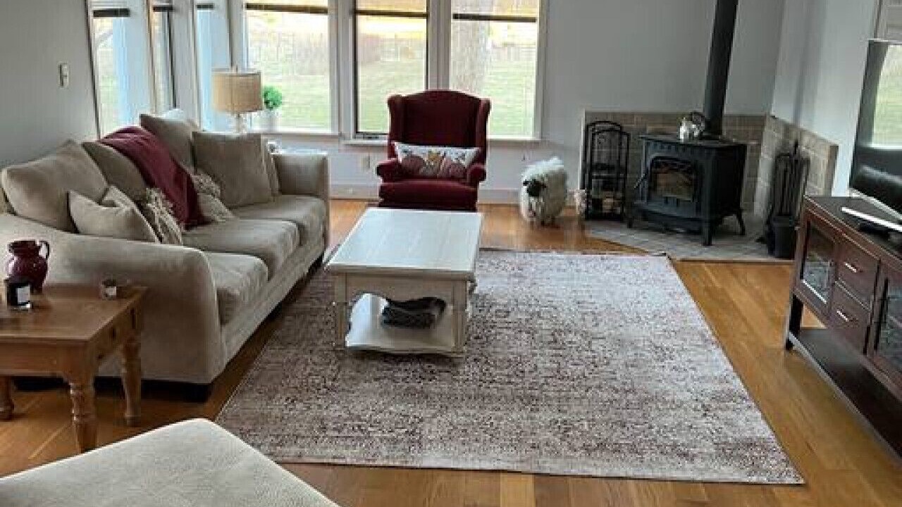 Photo of Livingroom in Winston