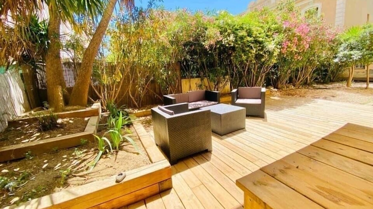 Photo of Patio Balcony in La Gare