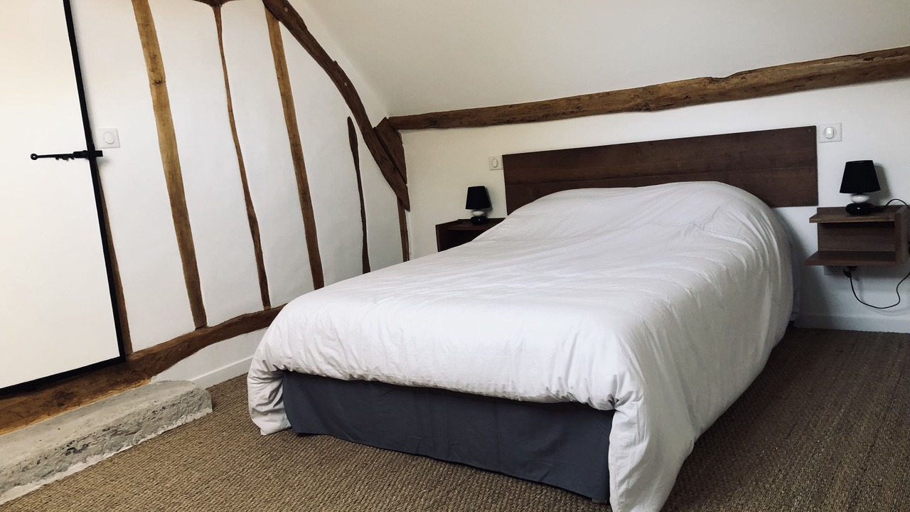 Photo of Bedroom in Montchauvet
