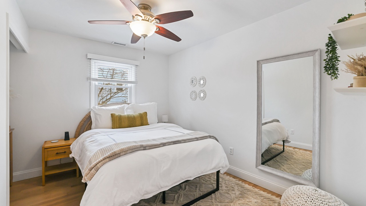 Photo of Bedroom in Leesburg