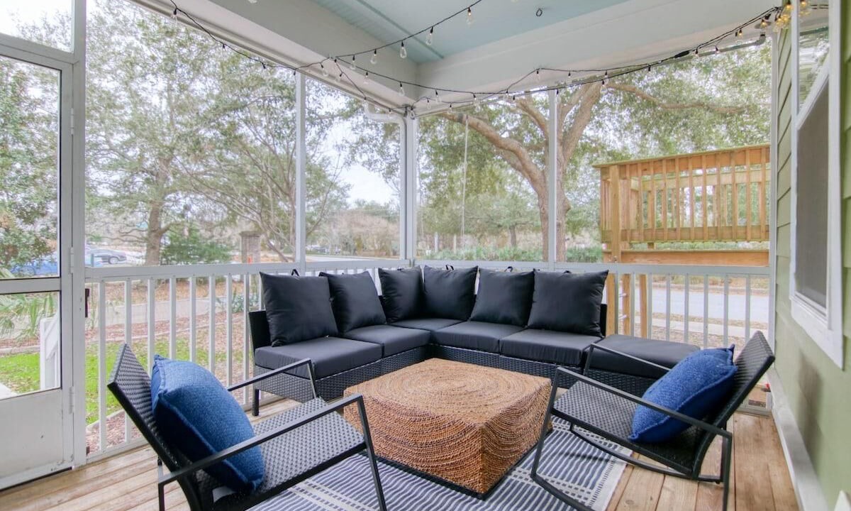 Photo of Livingroom in North Charleston