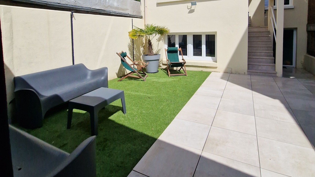Photo of Patio Balcony in Trouville-sur-Mer