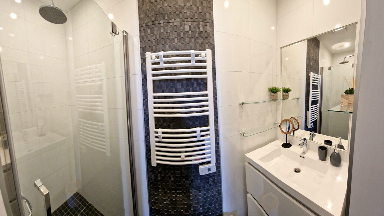 Photo of Bathroom in Trouville-sur-Mer