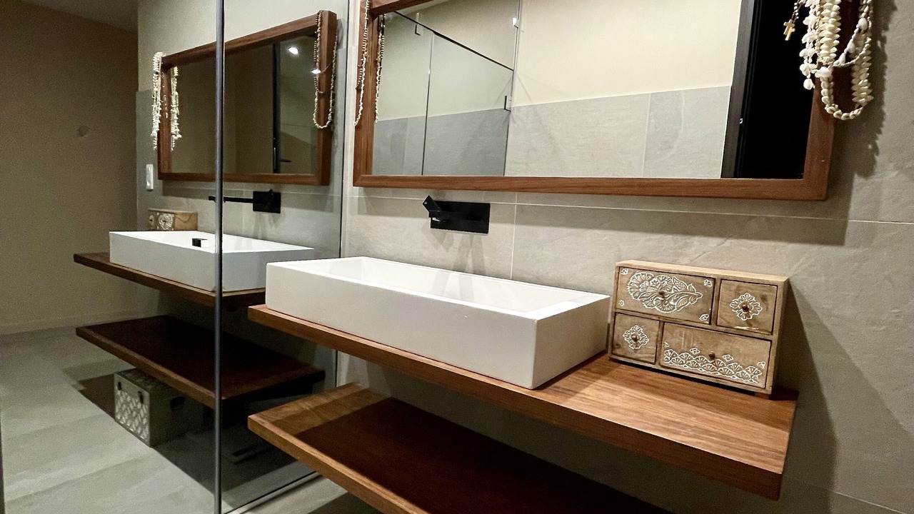 Photo of Bathroom in Caux