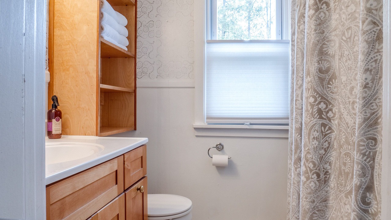 Photo of Bathroom in Town of Jerusalem