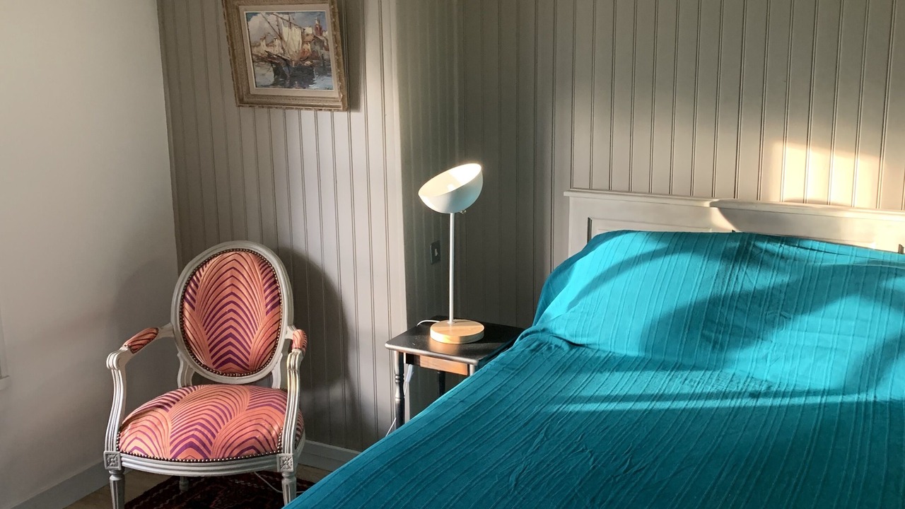 Photo of Bedroom in Etigny