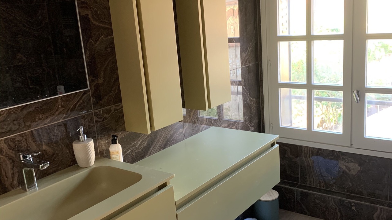 Photo of Bathroom in Etigny