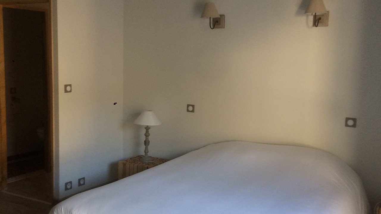 Photo of Bedroom in Calmont