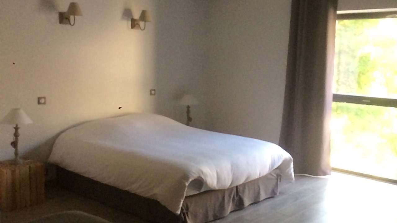 Photo of Bedroom in Calmont
