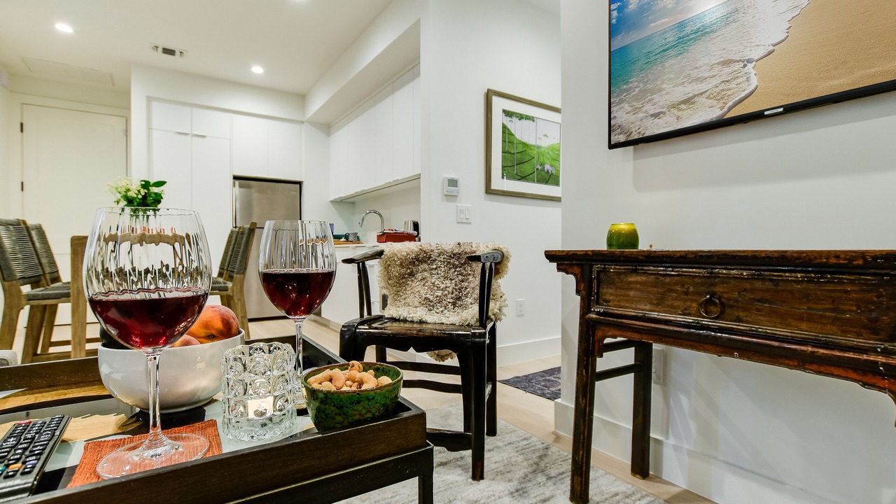Photo of Livingroom in Barton Hills
