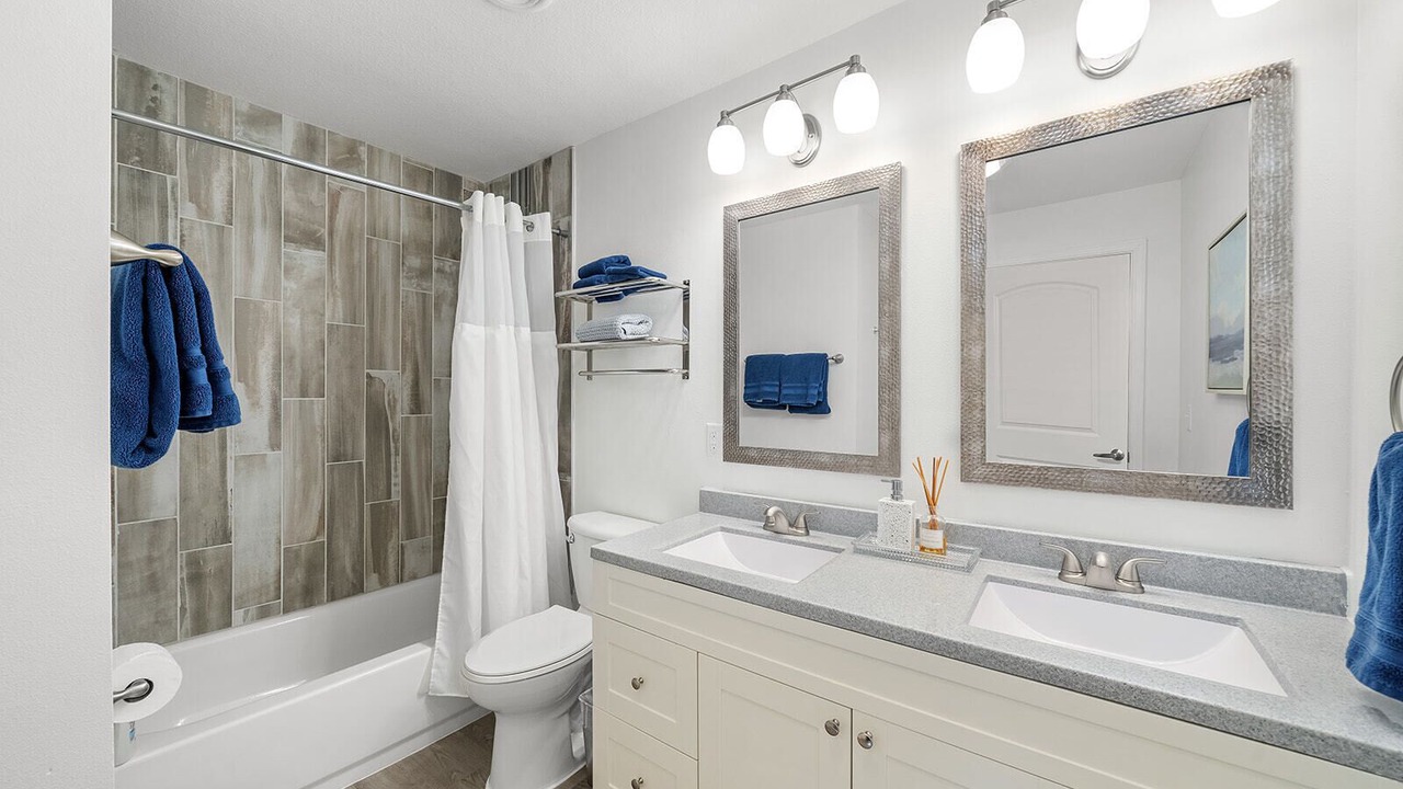 Photo of Bathroom in Lovington