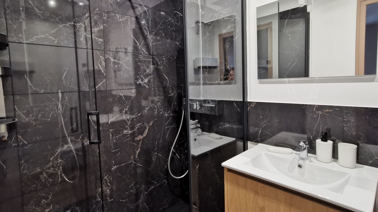Photo of Bathroom in Moyen-Vernet