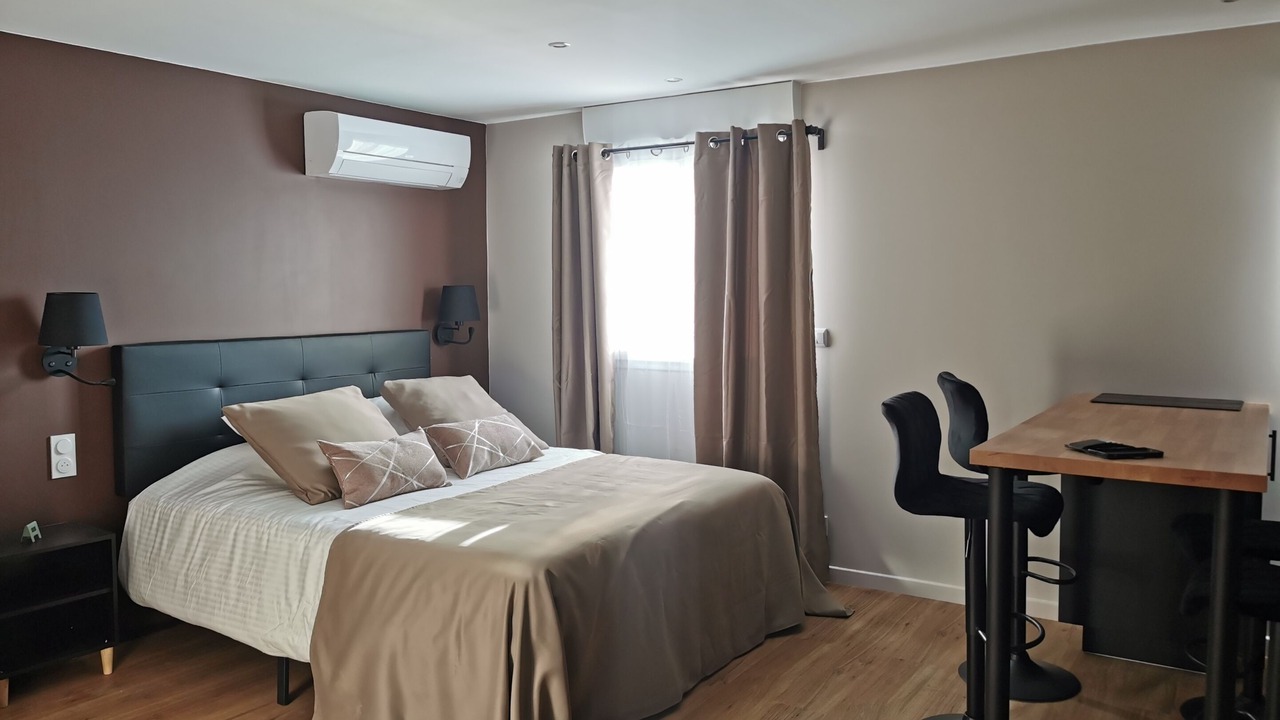 Photo of Bedroom in Moyen-Vernet