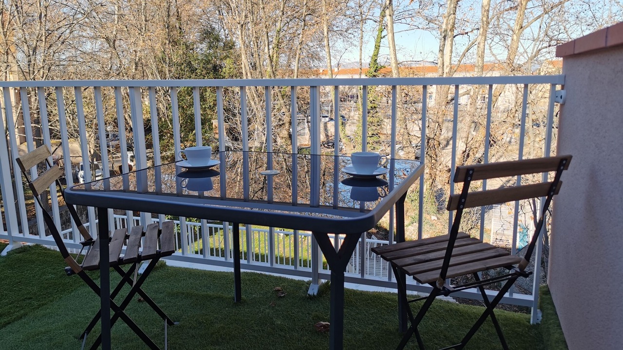 Photo of Outdoor in Moyen-Vernet