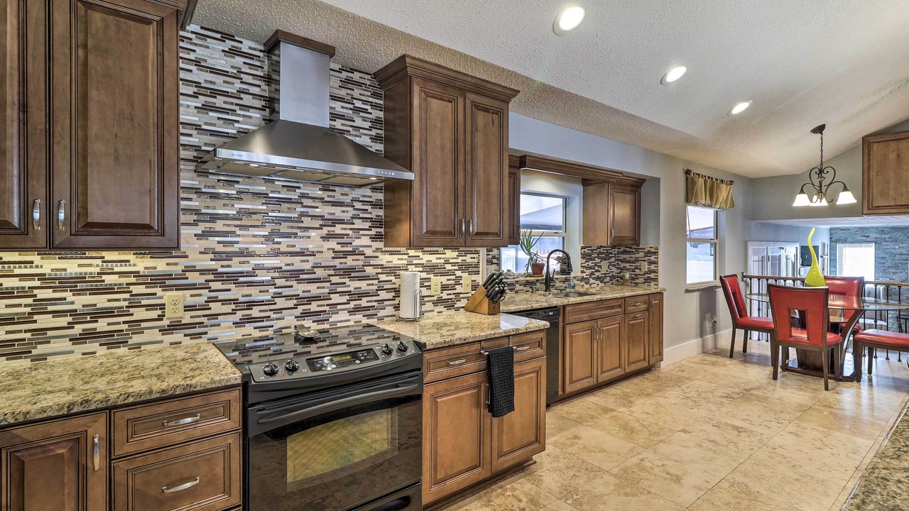 Photo of Kitchen in Golden Glades - The Woods