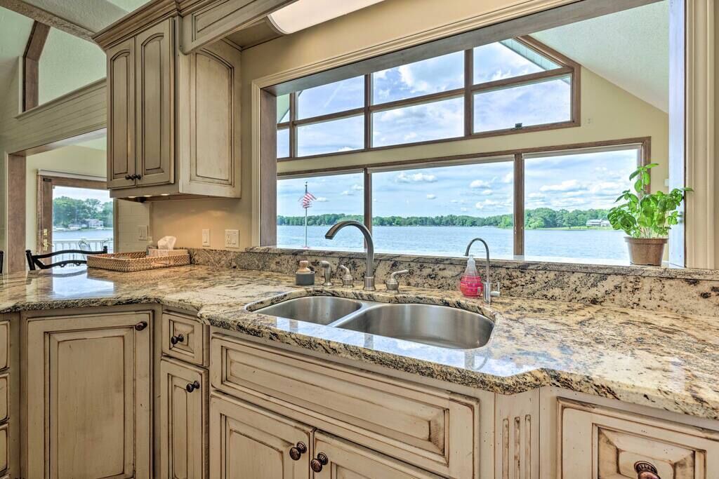 Photo of Bathroom in Paw Paw