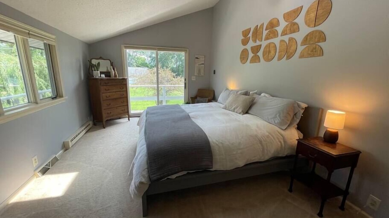 Photo of Bedroom in Paw Paw