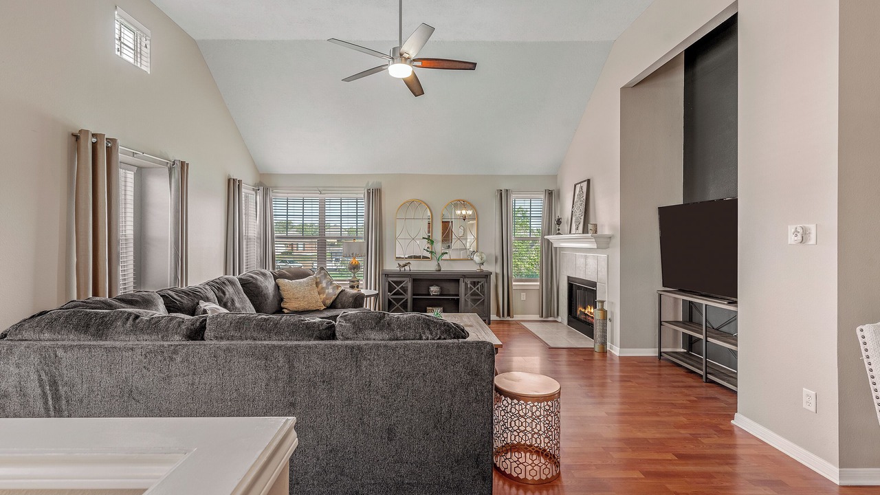 Photo of Livingroom in Spring Creek