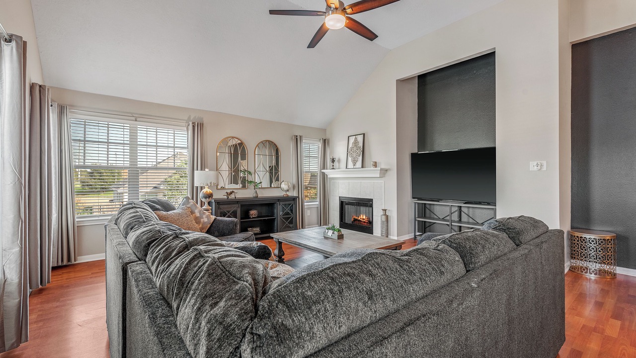 Photo of Livingroom in Spring Creek