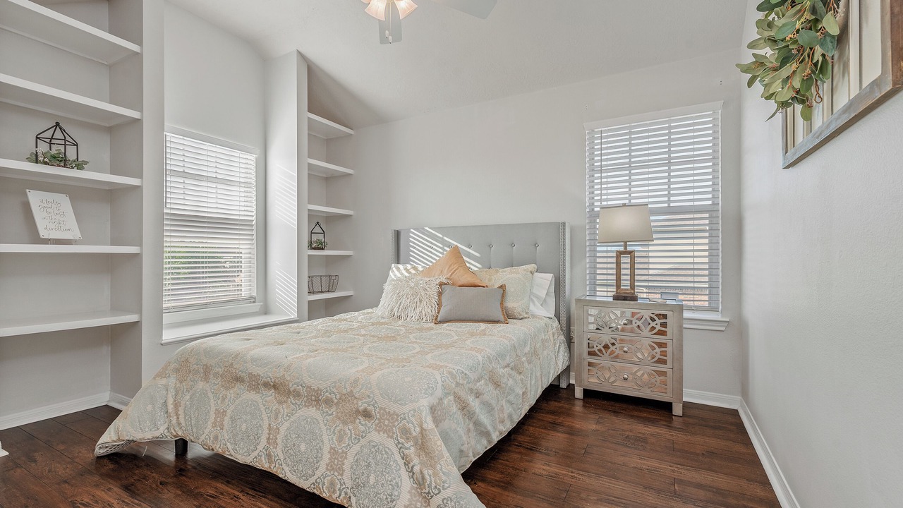 Photo of Bedroom in Spring Creek