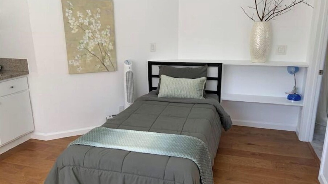 Photo of Bedroom in Castro Valley